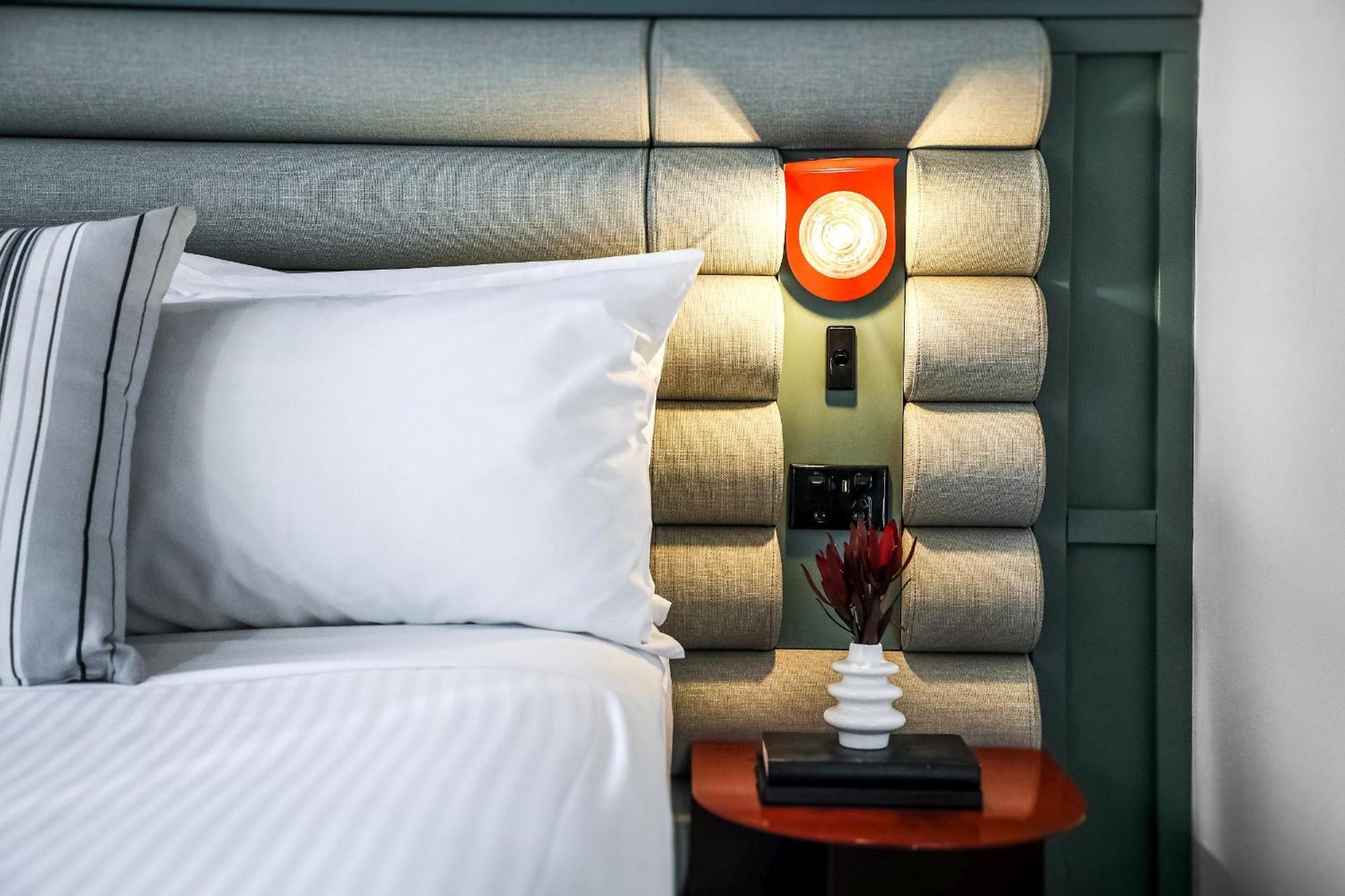 Hotel The Urban Newtown à Cité de Cité de Sydney Extérieur photo