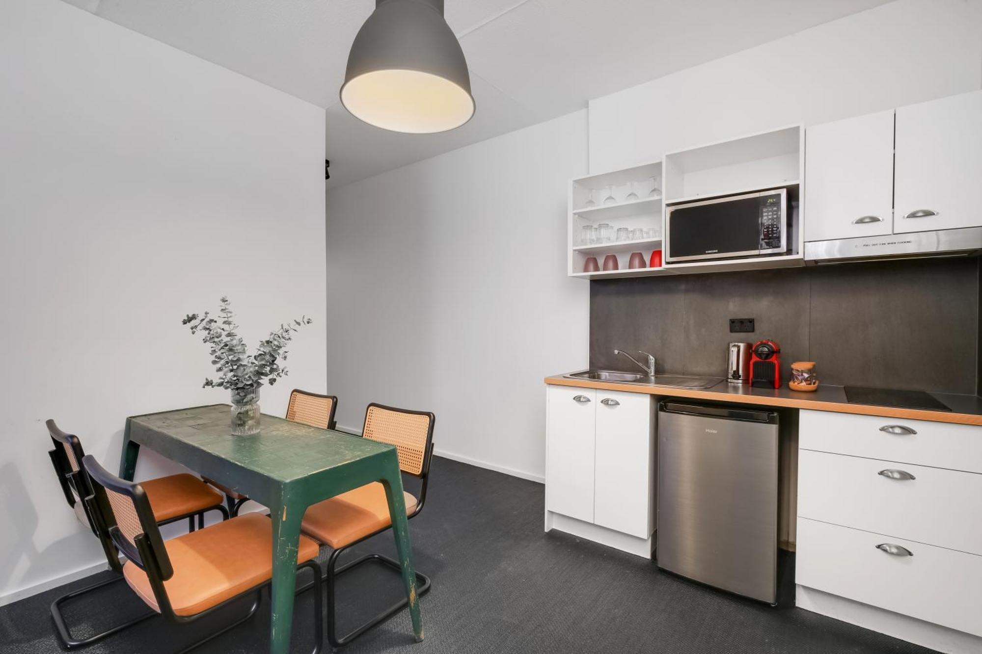 Hotel The Urban Newtown à Cité de Cité de Sydney Extérieur photo
